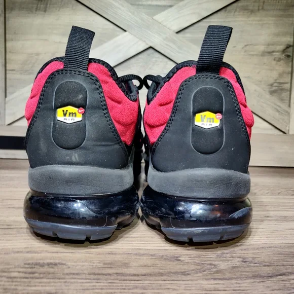 Nike Air VaporMax Plus - University Red/Black - CU4863-600